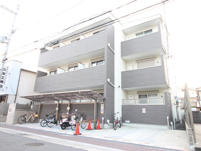 物件外観写真1　(外観写真)