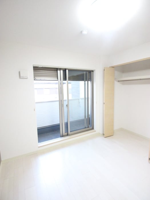 物件内観写真17　(居室)