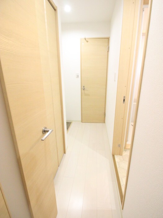 物件内観写真22　(廊下)