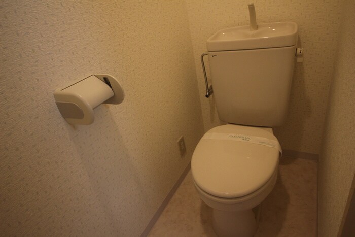 物件内観写真15　(トイレ)