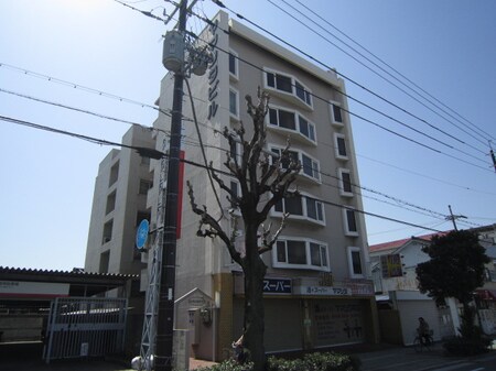 ヤマシタビル外観写真