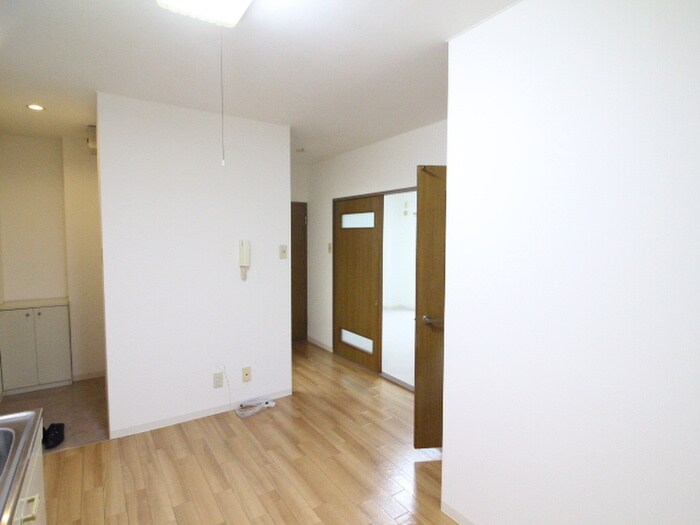 物件内観写真10　(居室)