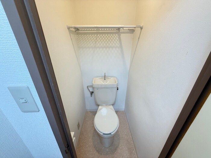 物件内観写真10　(トイレ)