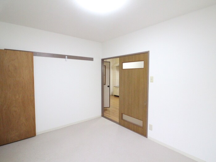 物件内観写真16　(内観写真)