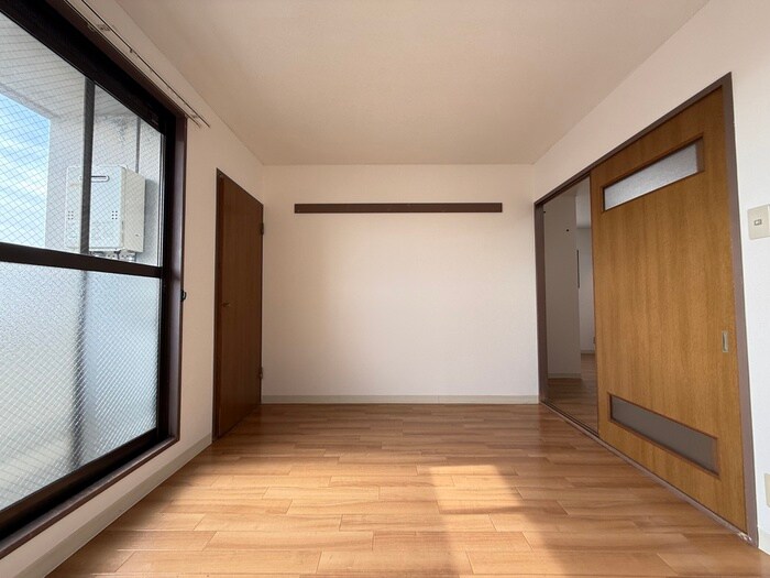 物件内観写真17　(居室)