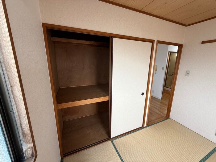 物件内観写真18　(収納)