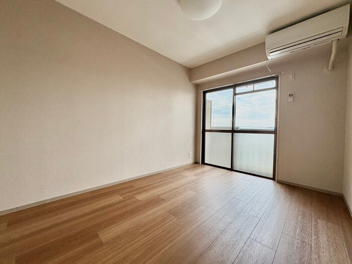 物件内観写真15　(居室)