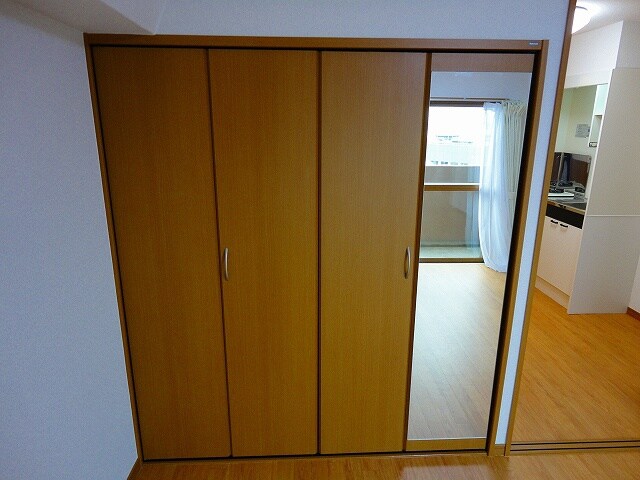 物件内観写真4　(内観写真)