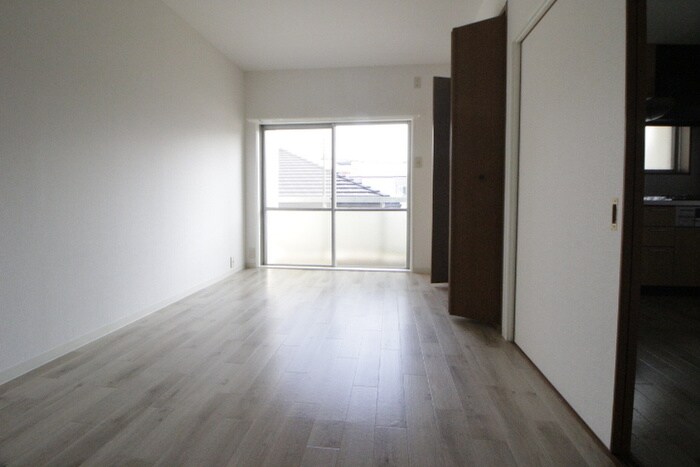 物件内観写真10　(居室)