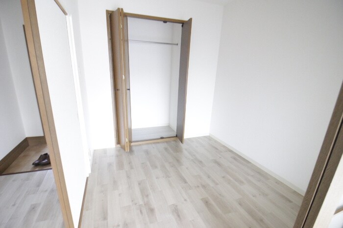 物件内観写真14　(居室)