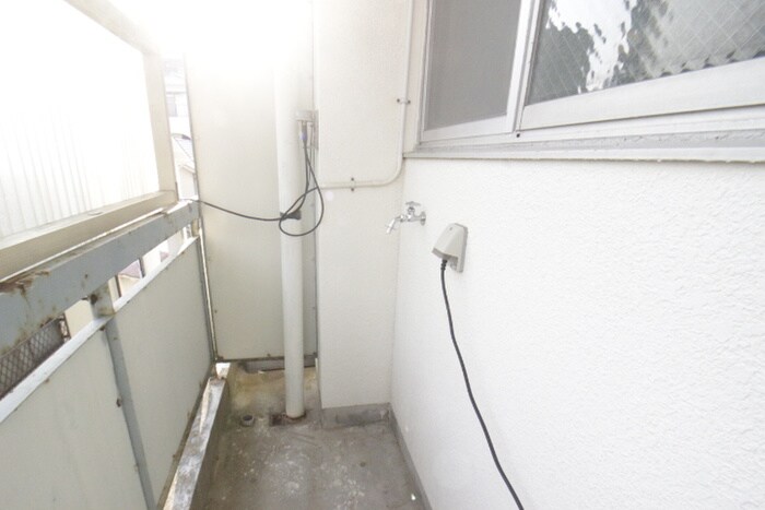 物件内観写真21　(洗濯機置場)