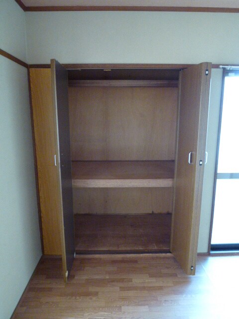 物件内観写真14　(収納)