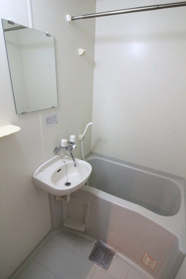 バス／シャワールーム等