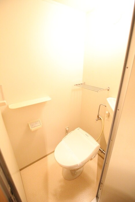 物件内観写真11　(トイレ)