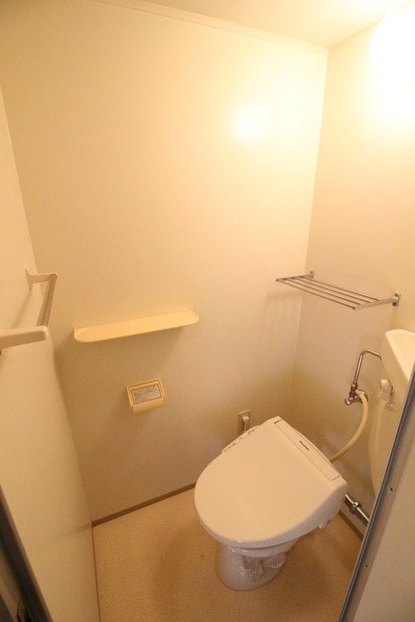 物件内観写真12　(トイレ)