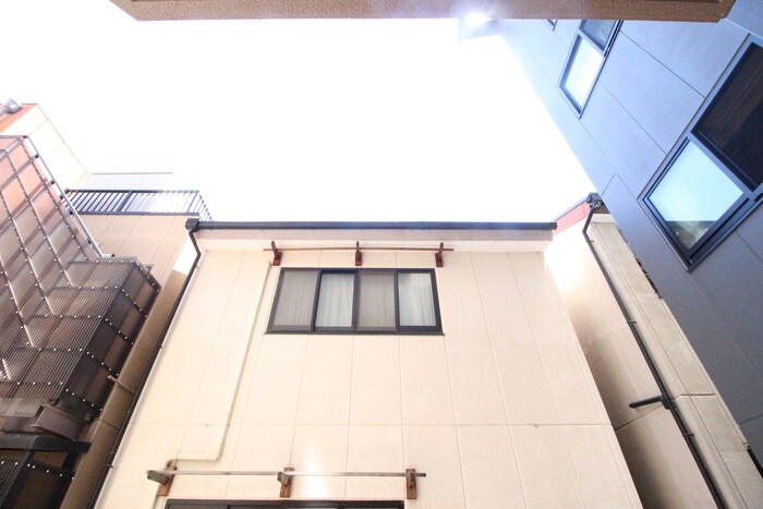 物件内観写真16　(室内からの展望)