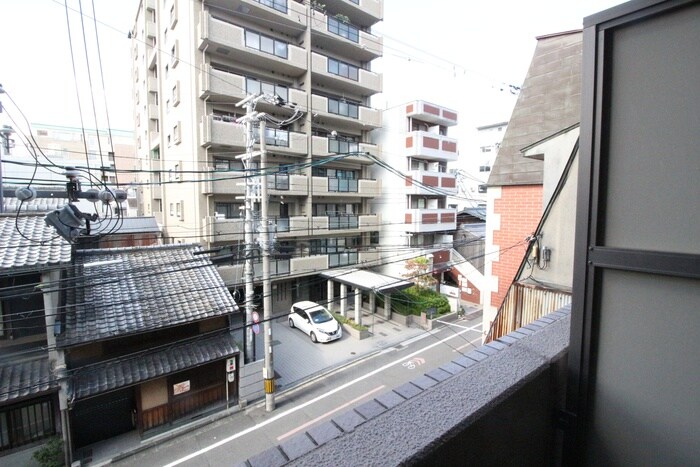 物件内観写真16　(室内からの展望)