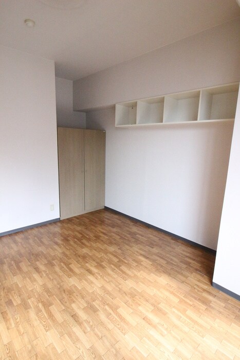 物件内観写真19　(居室)