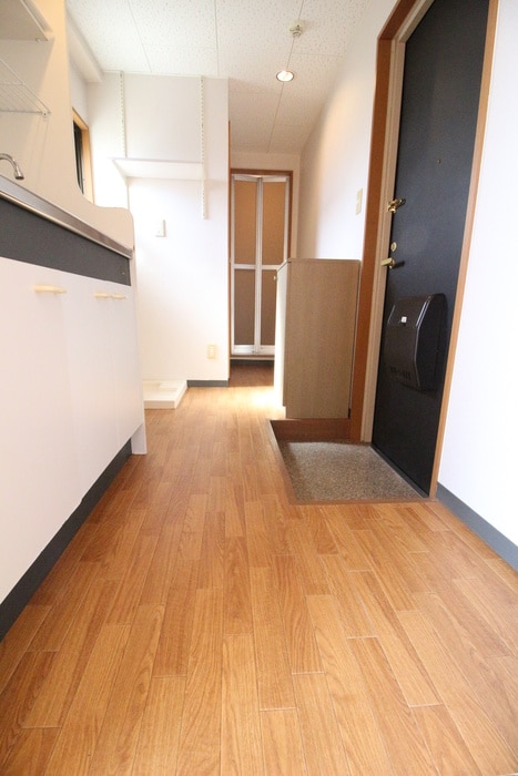物件内観写真19　(廊下)