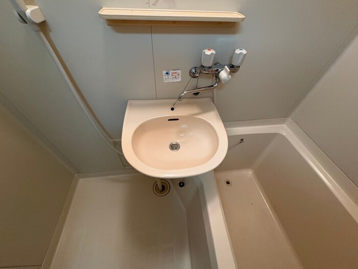 物件内観写真11　(洗面)