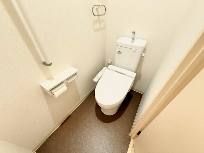 物件内観写真14　(トイレ)