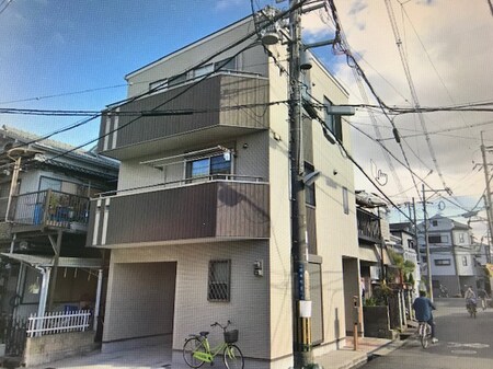 寝屋川市成美町貸家外観写真