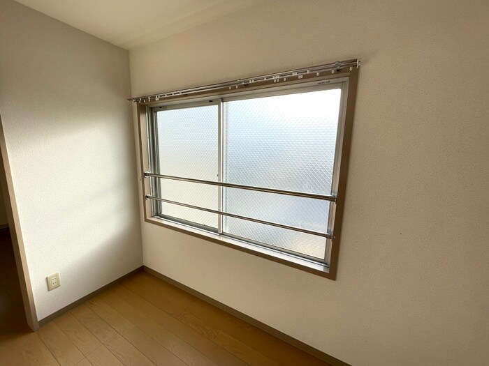 物件内観写真18　(居室)