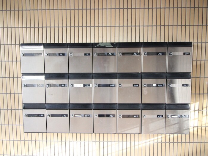 物件外観写真4　(建物設備)