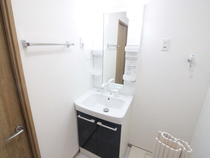 物件内観写真10　(洗面)