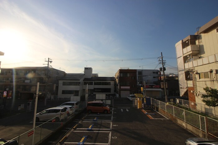 物件内観写真19　(室内からの展望)