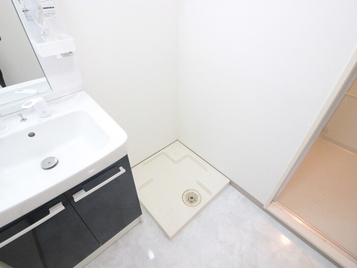 物件内観写真22　(洗濯機置場)