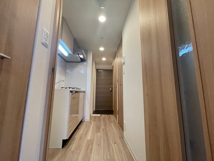 物件内観写真17　(廊下)