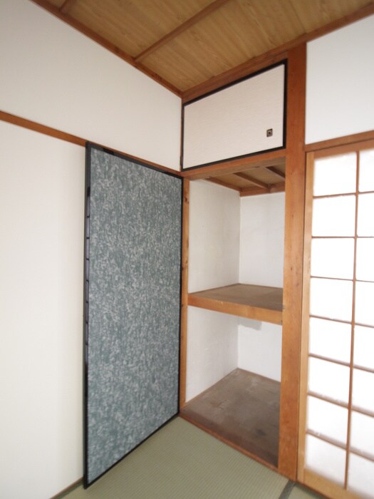 物件内観写真17　(収納)