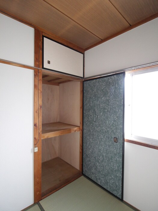 物件内観写真18　(収納)