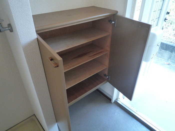 物件内観写真7　(靴箱)