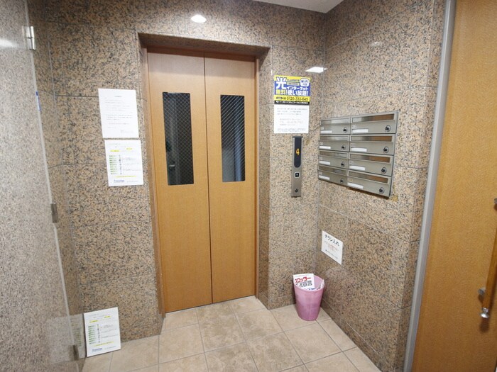 物件外観写真4　(建物設備)