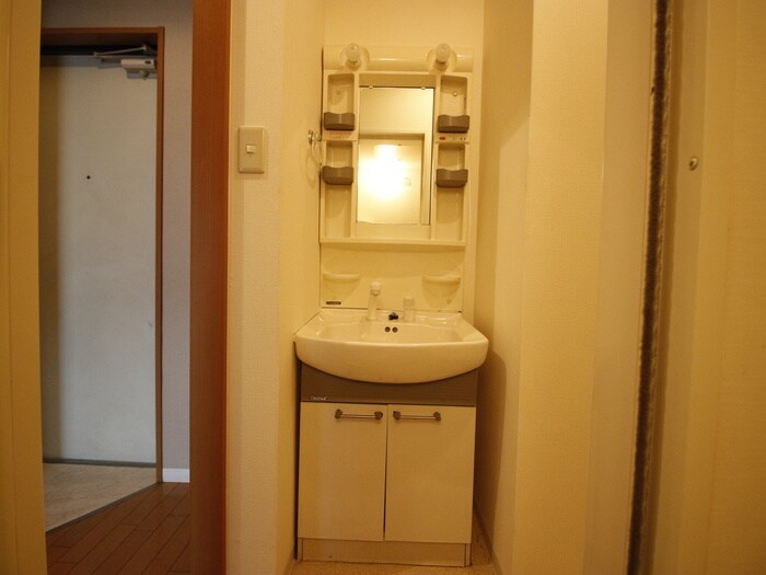 物件内観写真11　(洗面)