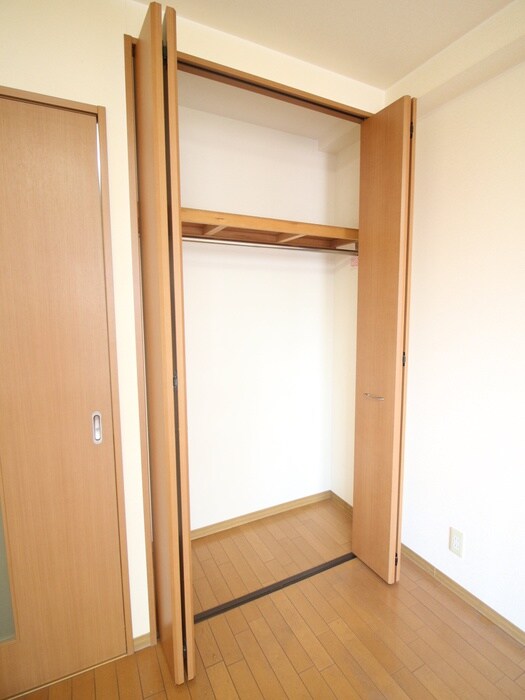 物件内観写真15　(収納)