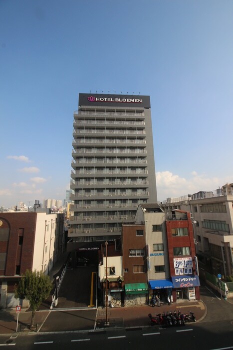 物件内観写真16　(室内からの展望)