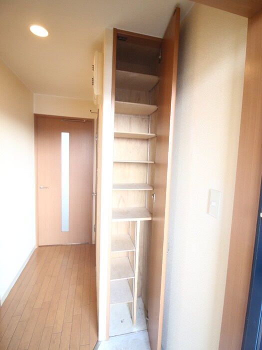 物件内観写真17　(靴箱)