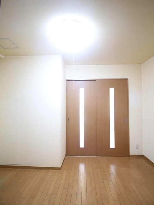 物件内観写真19　(居室)