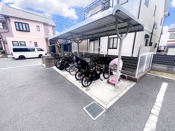 駐輪場