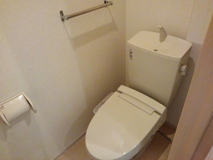 物件内観写真11　(トイレ)