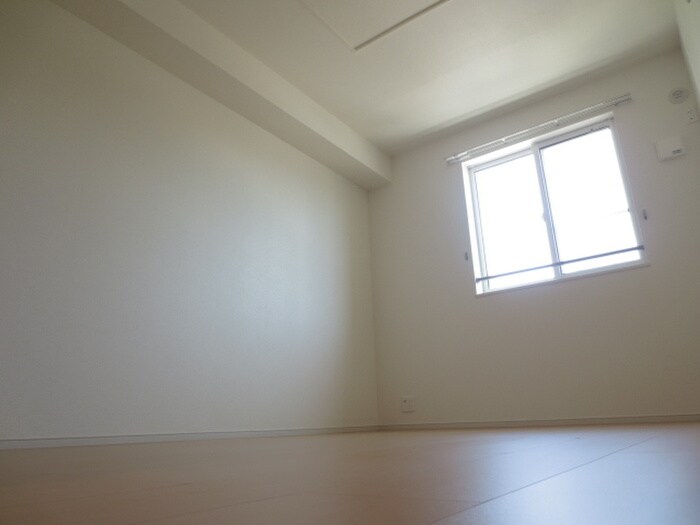 物件内観写真12　(居室)