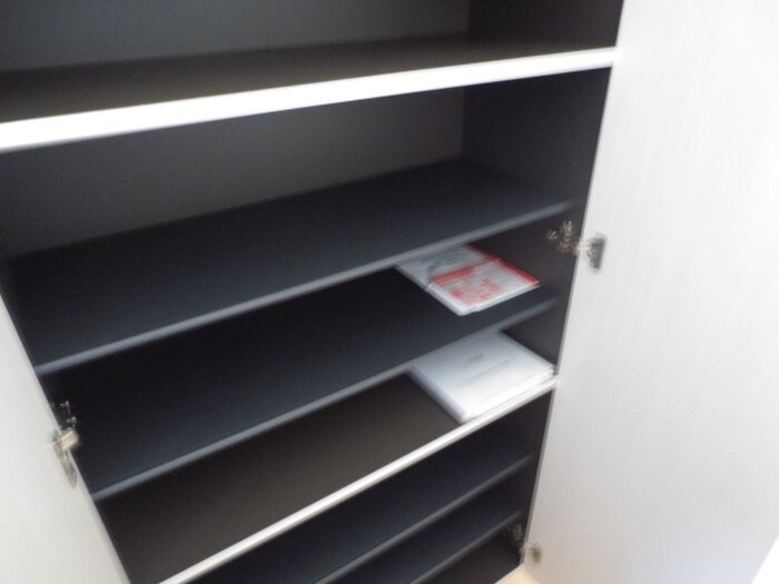 物件内観写真13　(靴箱)