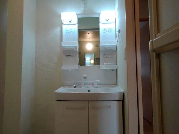 物件内観写真20　(洗面)