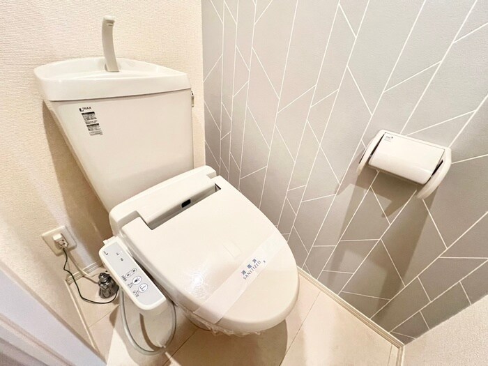 物件内観写真14　(トイレ)