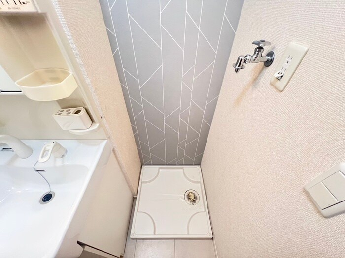 物件内観写真15　(洗濯機置場)