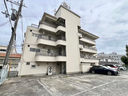 山本ビル外観写真
