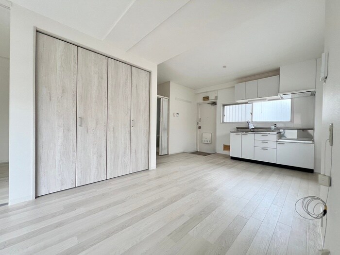 物件内観写真9　(居室)